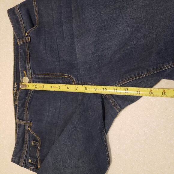 Chico's Platinum Crop Jeans Blue Size 2.5 Cropped Ankle Summer Beach - Picture 9 of 10